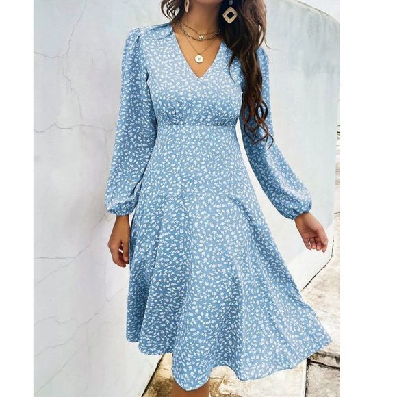 SHEIN Dresses & Skirts - SHEIN Ditsy Floral Lantern Sleeve A-Line Dress in Blue Size L (8/10) NWOT